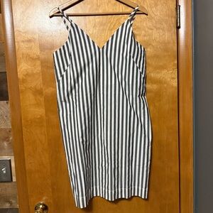 Everlane Grey/Cream Striped V-Neck Spaghetti Strap Dress sz 2